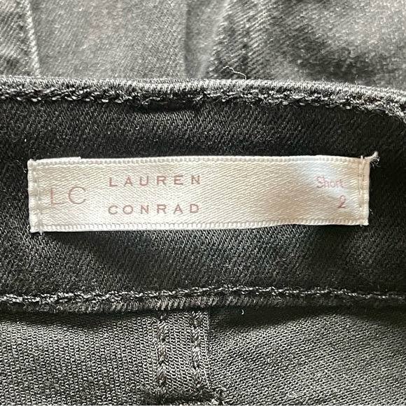 LC Lauren Conrad Women’s High Rise Cuffed Denim Shorts Size 2 Button Fly Stretch - Picture 8 of 9